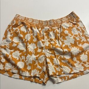 Briggs New York Orange and White Floral Women's Cargo Shorts
